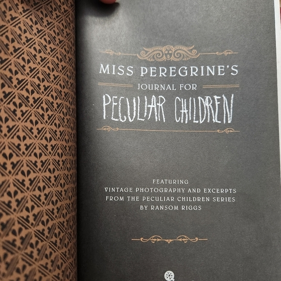 Miss Peregrine's Journal for‎ Peculiar Children NEW Journal 5.5x8.5in Hard Cover - Picture 3 of 8